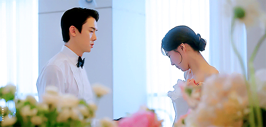 白司彦很爱洪熙珠 洪熙珠很爱白司彦 你们是最配的一对夫妻😭😇©logo  