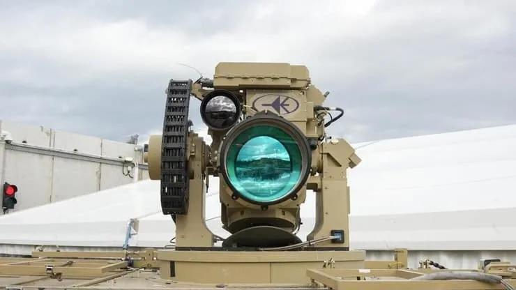 12月28日，以色列空军接收拉斐尔公司首套100千瓦“光穹”高功率激光武器系统。