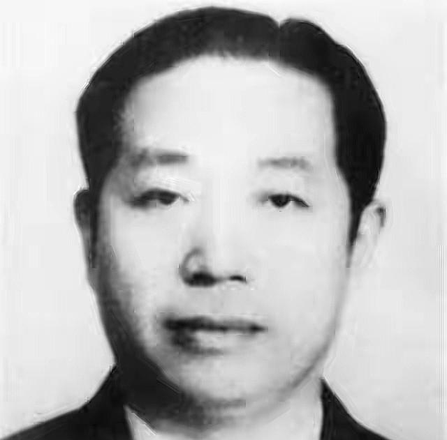 [太阳]刺蒋失败后，百变杀手华克投奔延安，毛主席当场断言：你绝不能留在这里！19