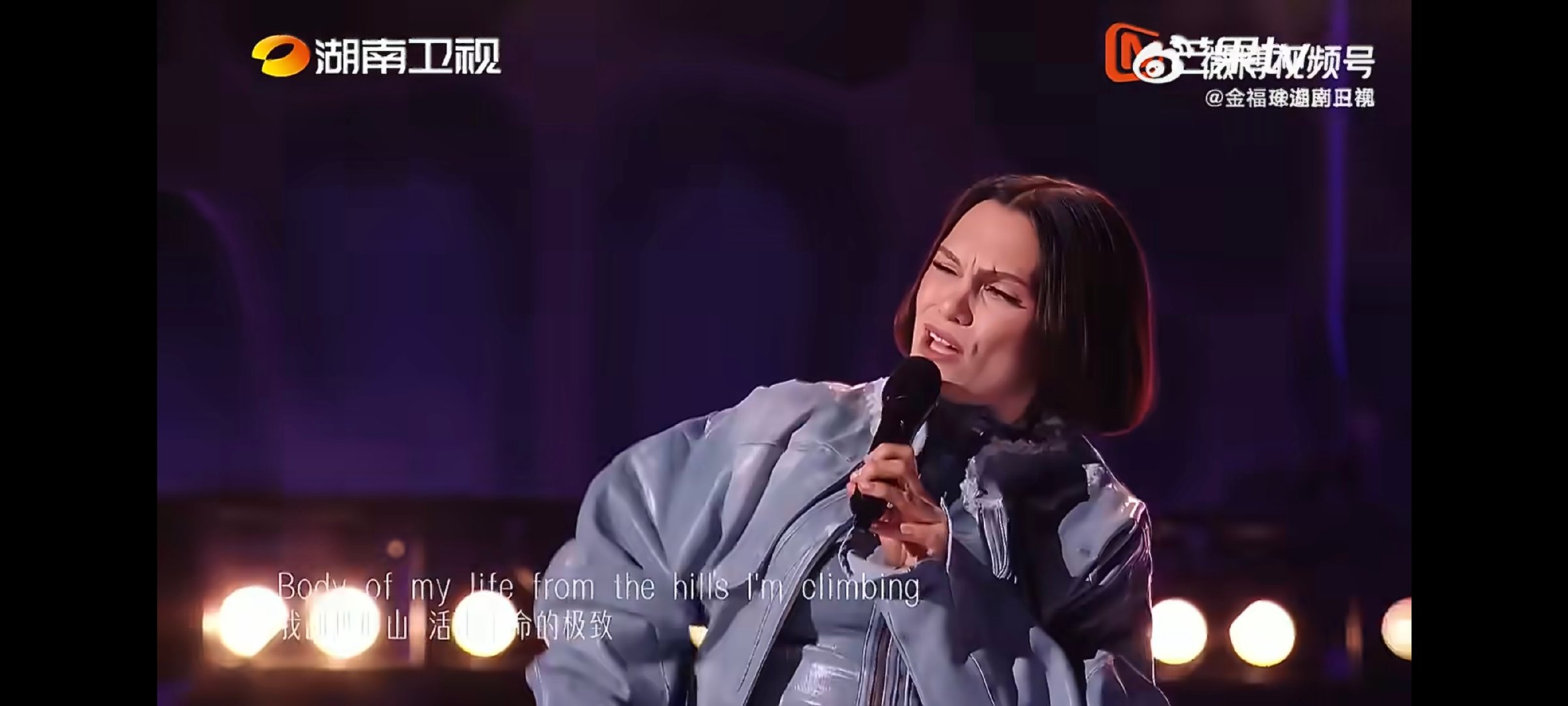 结石姐刚刚抗癌成功的声音状态谁看了结石姐的回归舞台不被震撼，本以为抗癌归来会略显