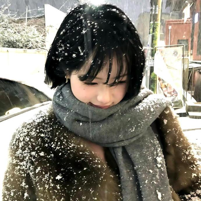 本以为是前途无量，结果却是前途无亮。 