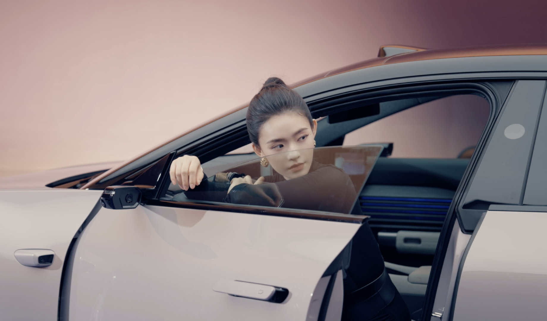 张晚意林允希林娜依高硬控情人节 情人节高甜来袭，好事正发「声」💘三重惊喜点亮浪