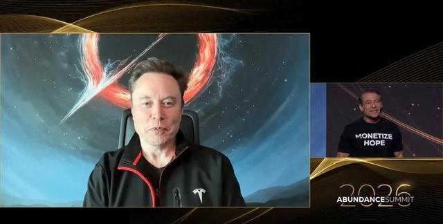 马斯克对话：AI 毁灭人类的概率有 20%，但它将创造一个没有钱的“全民高收入”