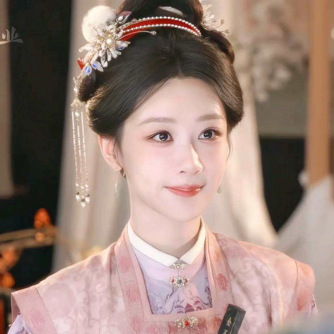 杨紫回应李祯是锦觅的第二世真的好好哭 小杨紫说 锦觅后面只能看到黑白 而李祯这一