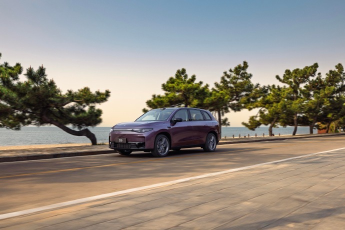 零跑月销从6万到7万凭啥这么快零跑汽车销量一路“开挂”，9月突破6万，10月就冲