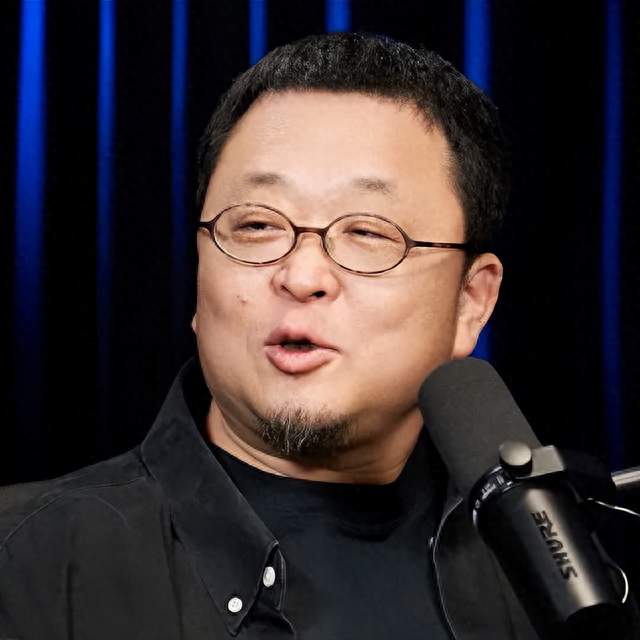 罗永浩从“收购苹果”到7个“抄的”，批评苹果的立场为何变了？