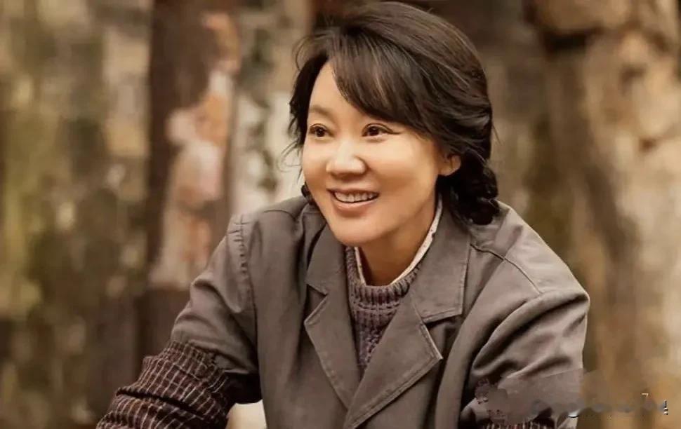 《小巷人家》：要不是看到向鹏飞发财有钱了仍然赖着不走，我终于明白，原来向鹏飞的主