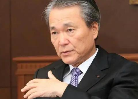 日本政界还能撑下去，但日本经济界显然是坐不住了，日中经济协会、日本经团联、日本商