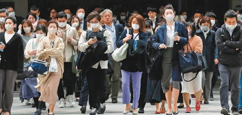 5373家企业倒闭，暴露的是日本经济内部的成本分担失衡：小企业先承压，风险却可能