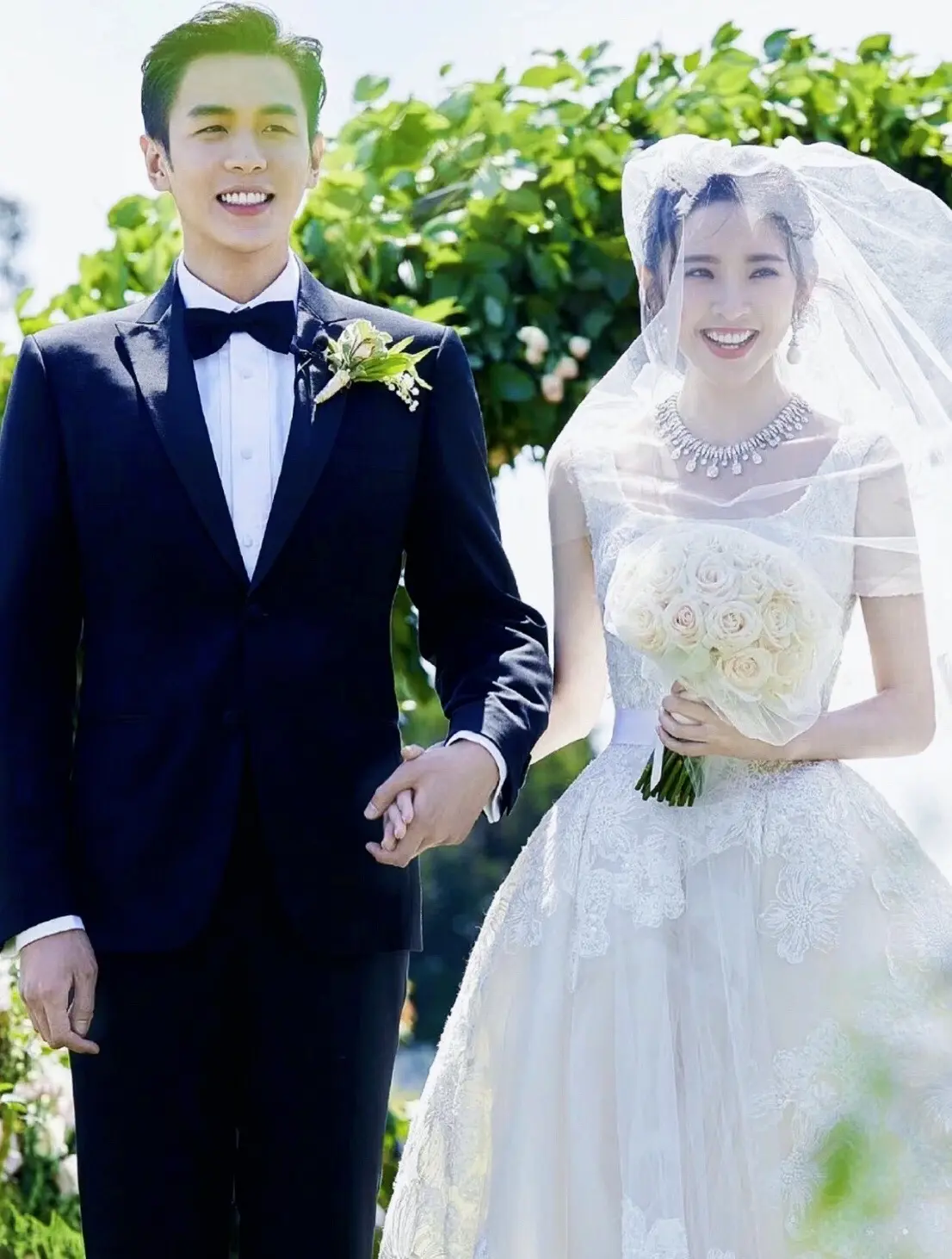 洁白的婚纱～