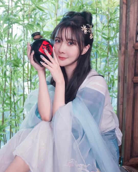 青绿之月，清风明月～