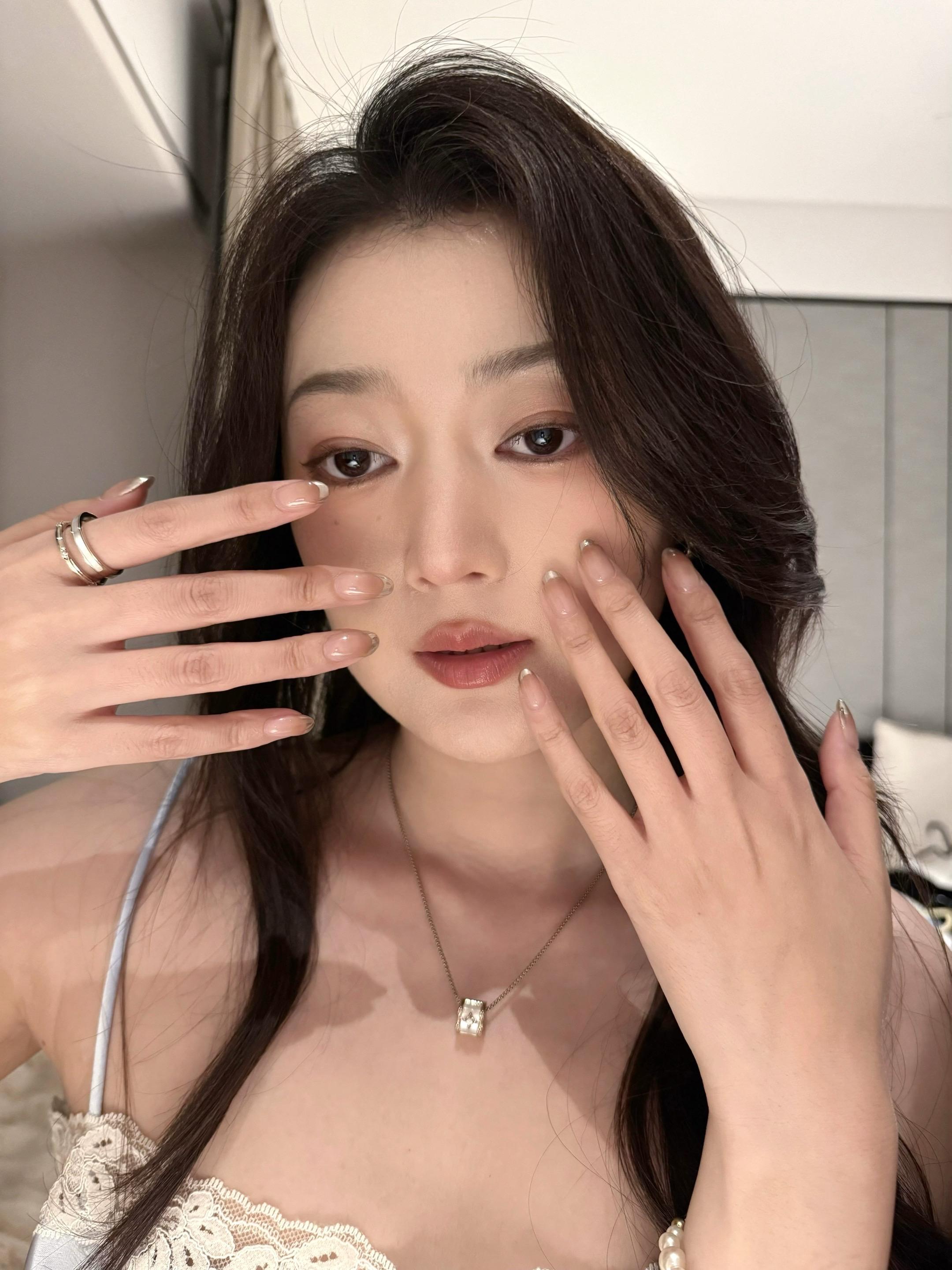 漂亮新美甲💅金裸渐变好美好温柔～高级低