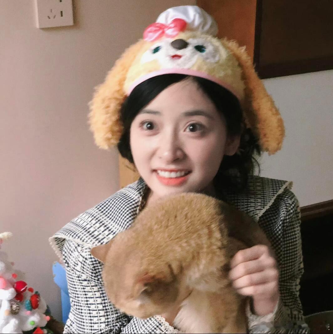 沈月头像 自存版 