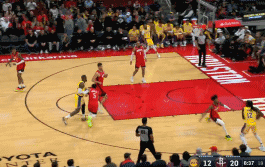 浓眉轰进20天以来第一粒三分
北京时间1月30日，湖人与火箭的比赛进行至首节6分