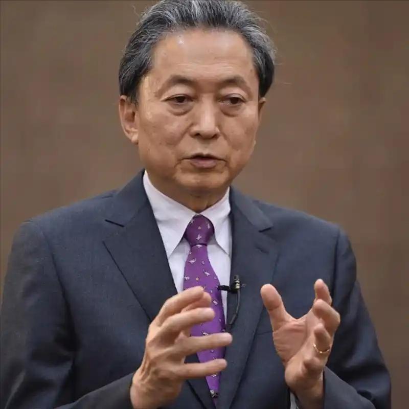 日本首相石破茂没来，前首相鸠山由纪夫，将出席纪念活动。
鸠山由纪夫曾任日本第93