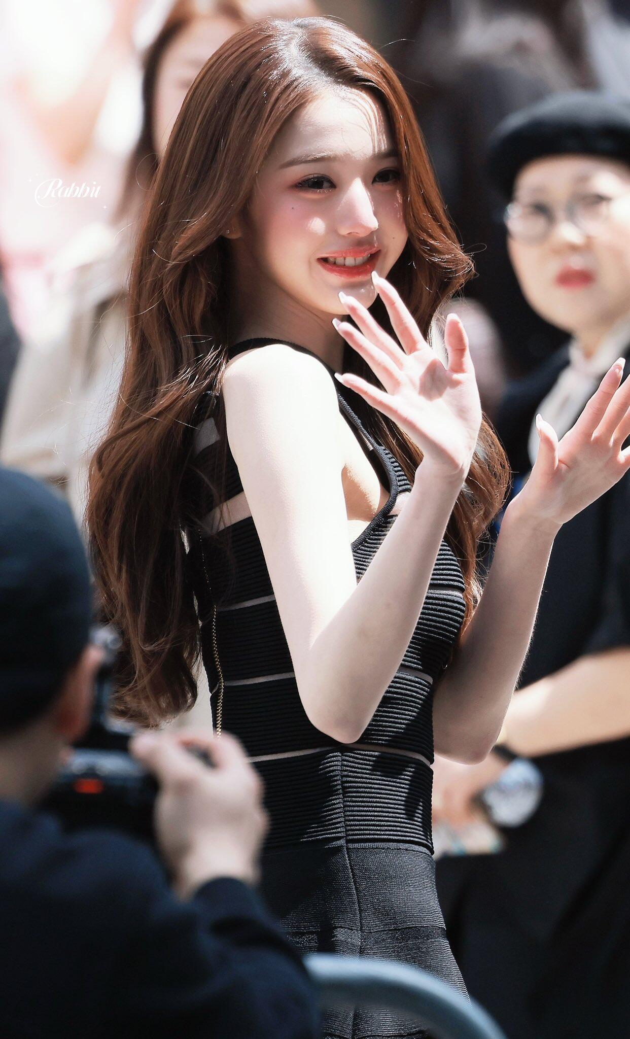 张元英发缝 【张元英】不管了所有修图软件集体休息一天 