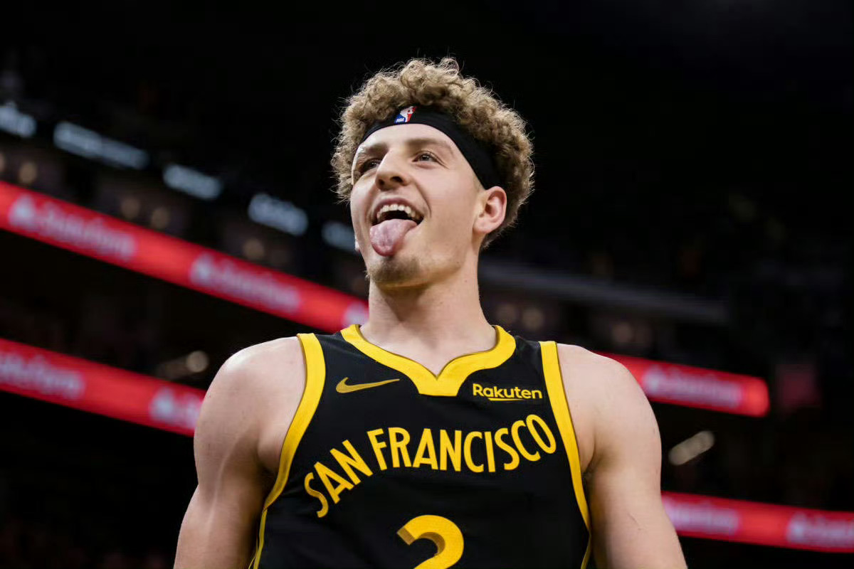 波杰已经3个失误了他是不是知道这是自己在勇士的最后1场比赛了  76人vs勇士