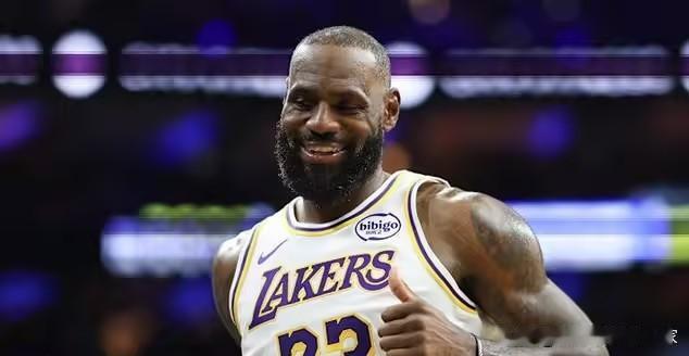 名记觉得詹皇全明星最多只会打15分钟？

名记麦克梅纳明曝出最新消息：詹姆斯今天