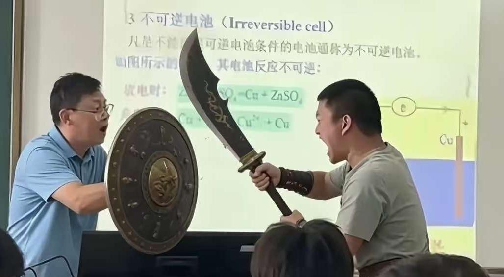 卡迪斯骗点！足协承认错判！泰山球迷：最讨厌事后道歉了！（此处应有低吼声：杀！杀！