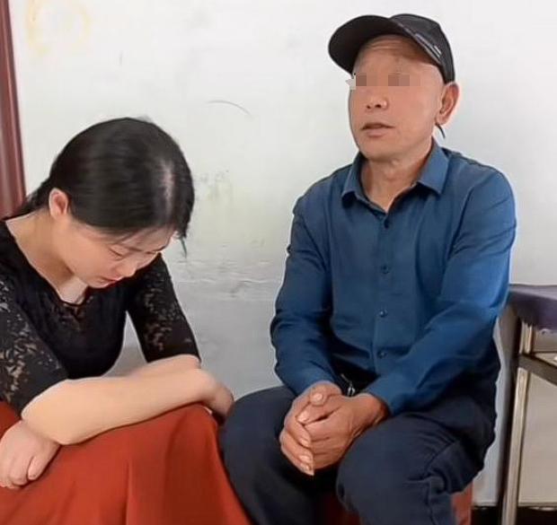 “男人千万别做多尔衮！”浙江义乌，一名男子看上了一个丧偶女子，辛苦挣钱把女子的两