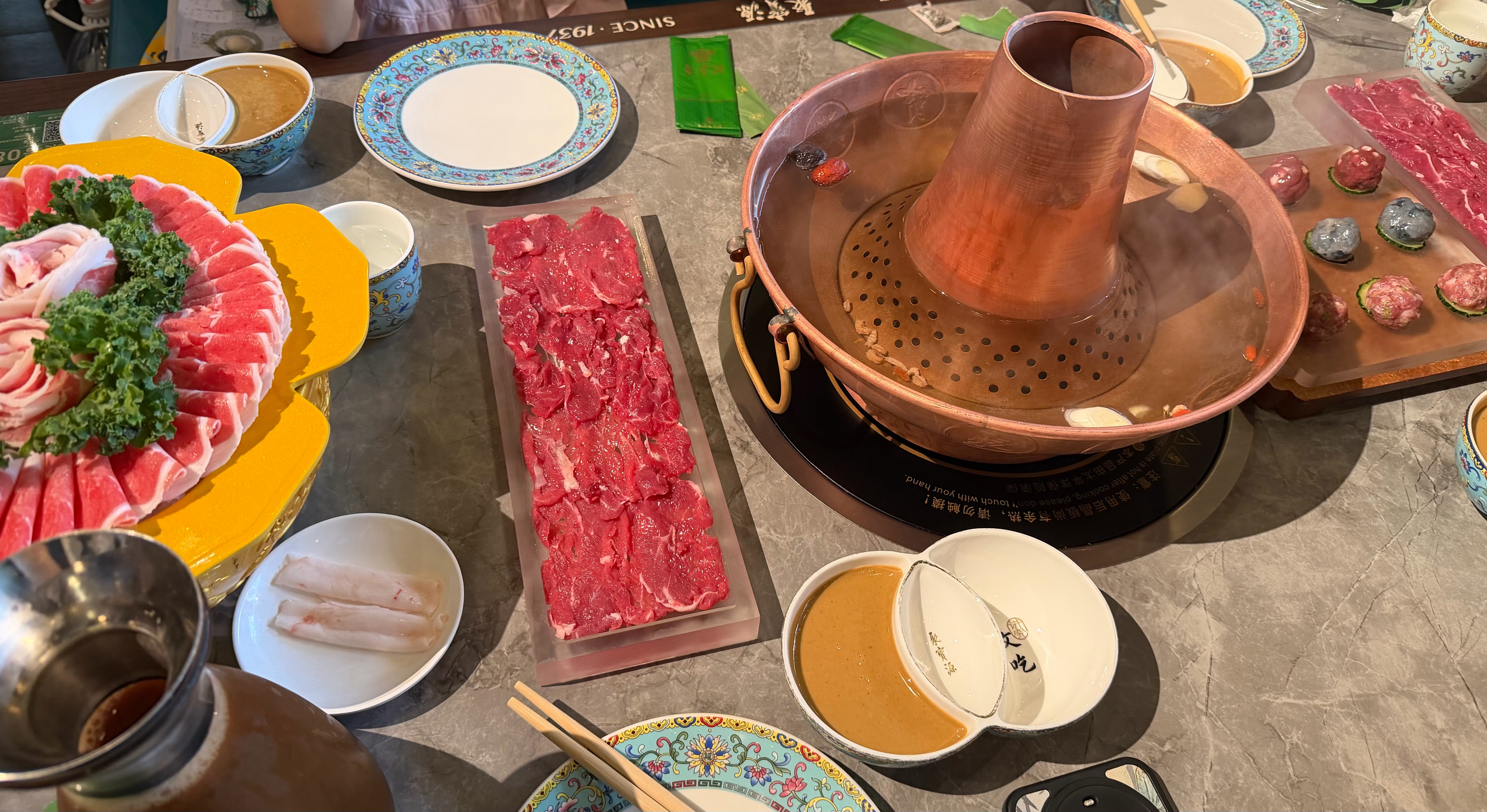 北京好凉爽，火锅好好吃逃离40度的杭州真不错 