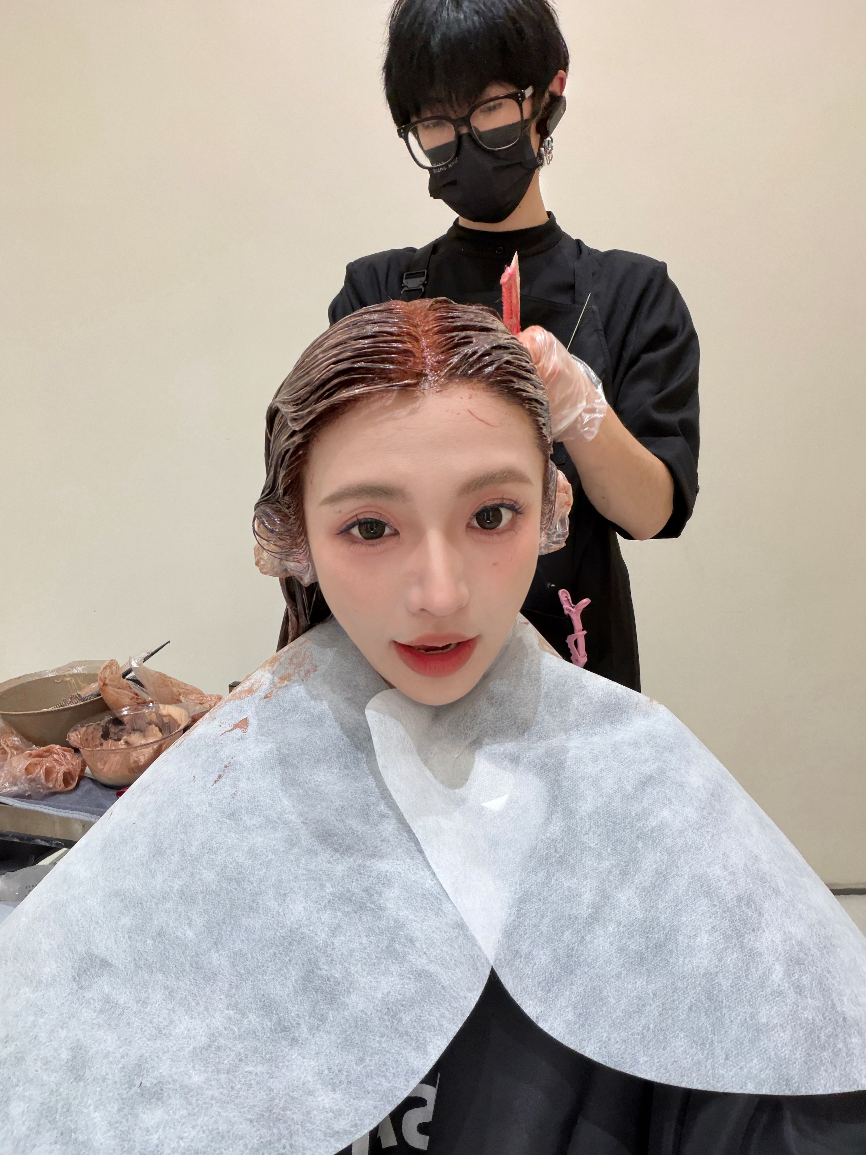 换新发色咯 过两天拍美照给你们