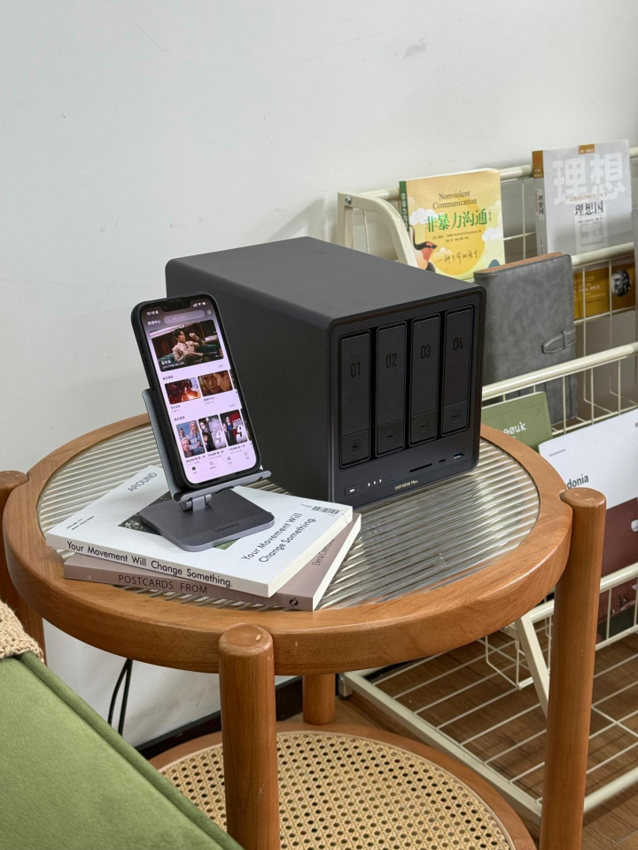 现在全网都是铺天盖地的“小龙虾”信息，之前看到大佬们熬了两个通宵才部署好，就没打