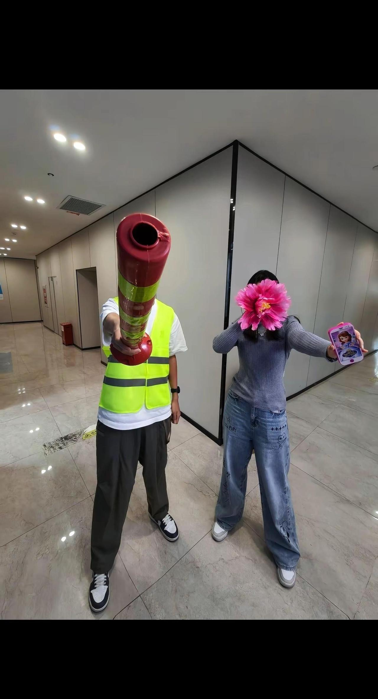 朋友。没有不买雷霆东西送给朋友的义务创意道具 搞怪行为 雷霆 朋友