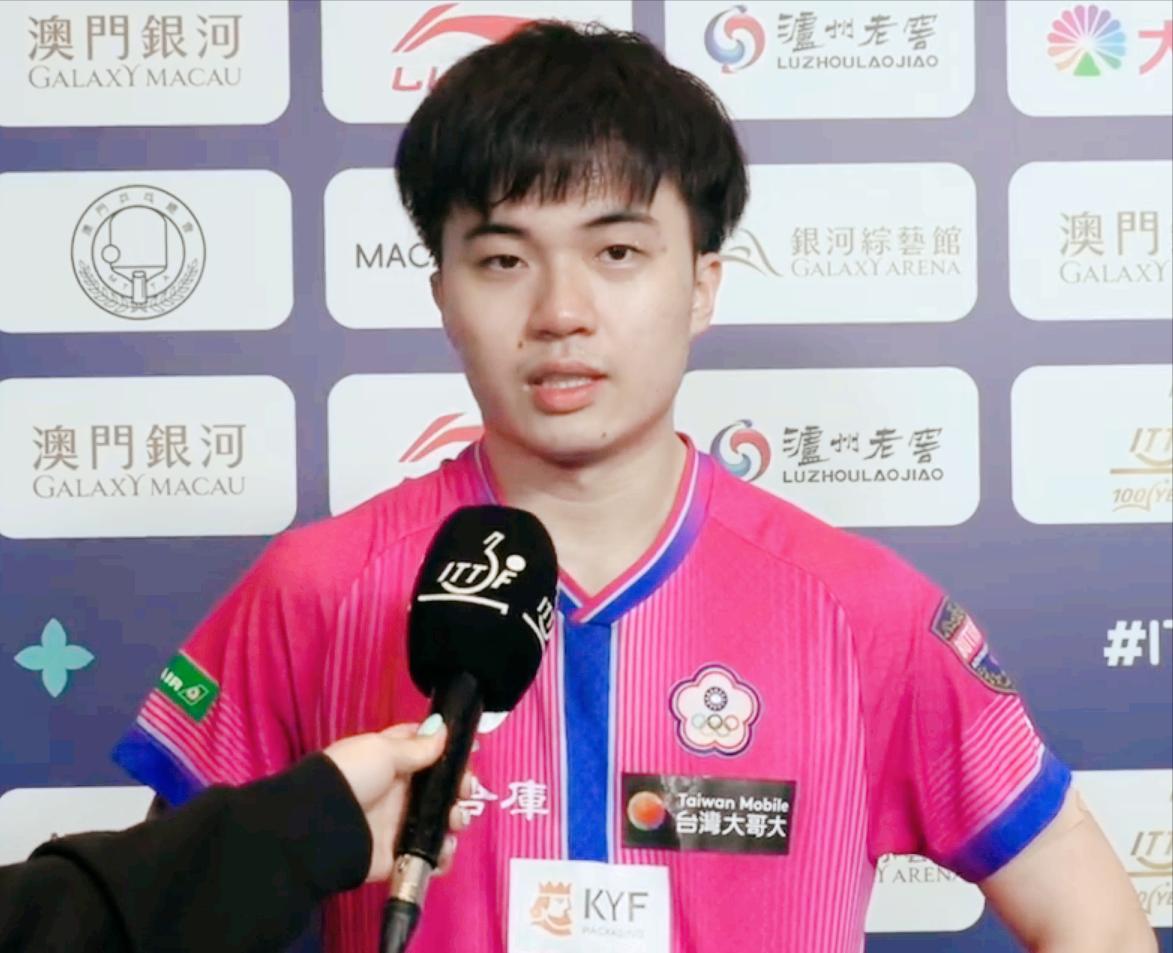 林昀儒打球和采访真是反差萌！
打球那么彪悍，
采访立马化身小绵羊，
声音还颤抖着