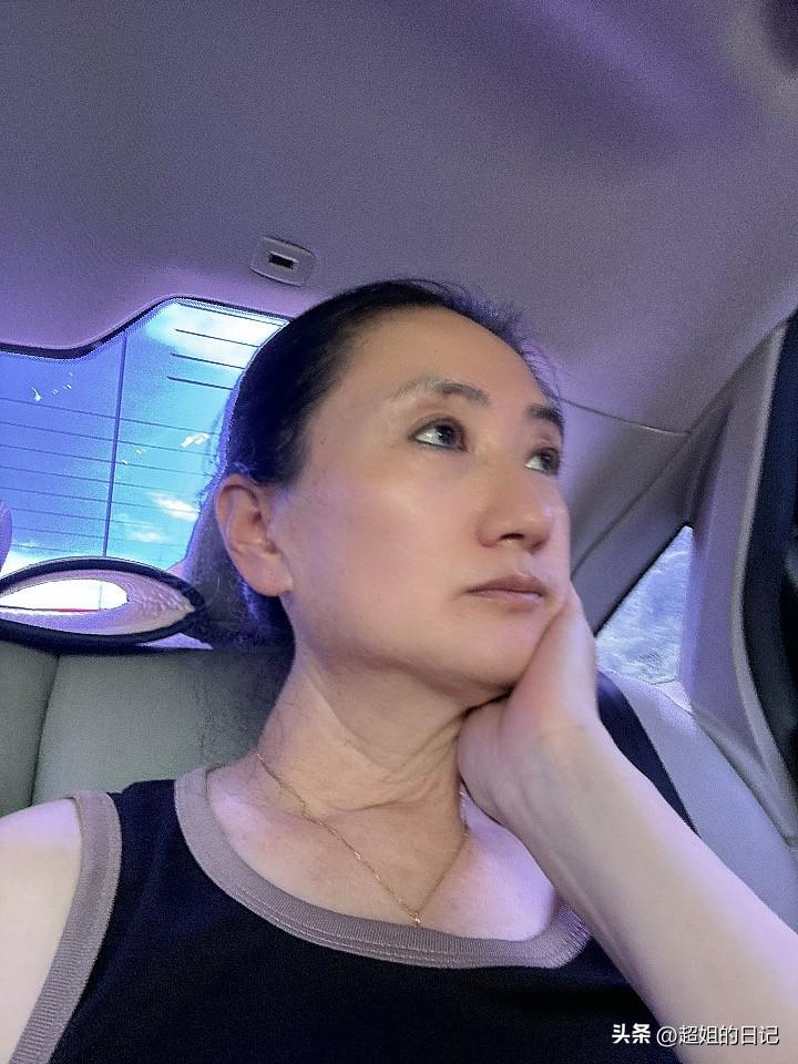 今天检查结果出来了，达到了手术标准，但是不单单是青光眼手术，又加了一个白内障手术