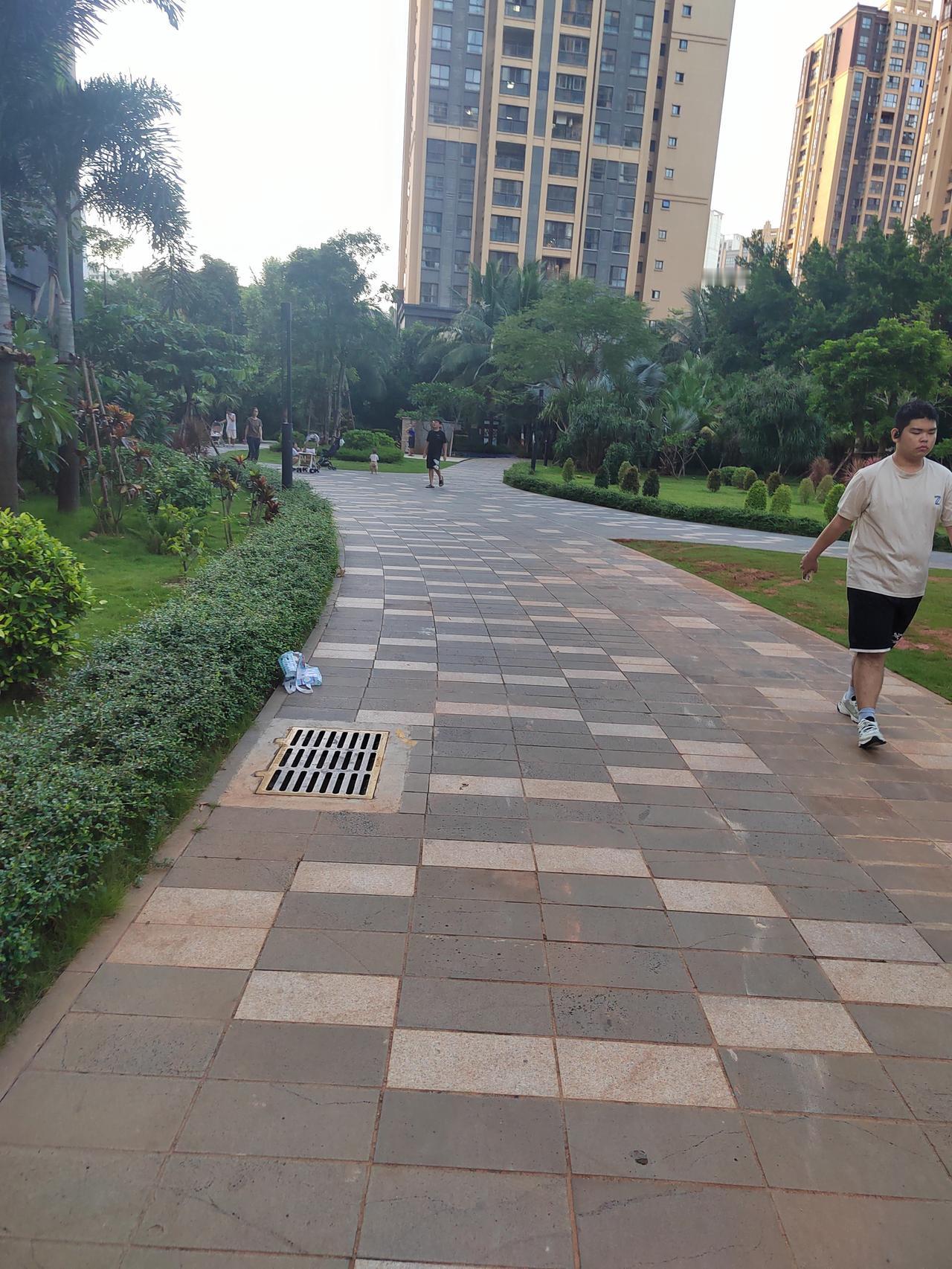 人生路什么阶段最重要？
       之前总觉得人生路要等某个关键节点再发力，比