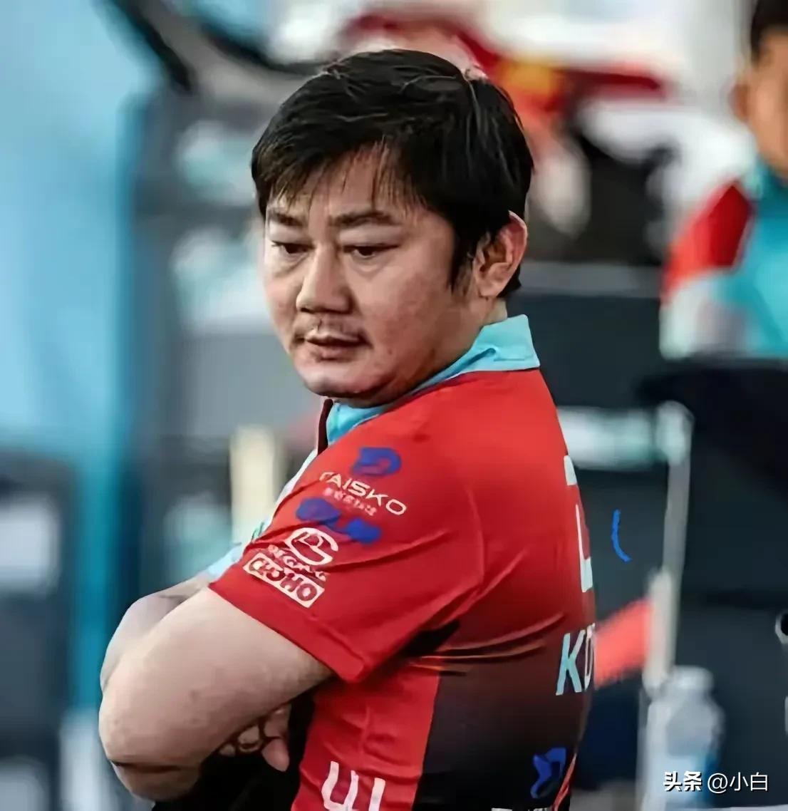 张雪机车创始人张雪说，为了让国产摩托不再被“卡脖子”，我在凯越合伙人会议上，抛出