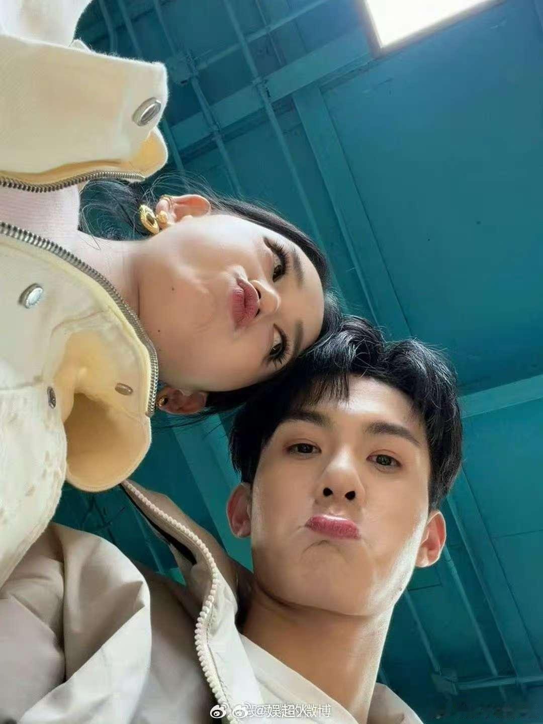 徽眸毅笑cp官宣 谁懂啊！看他们从慢慢靠近到直球告白，《偏爱之恋》的这段感情太真