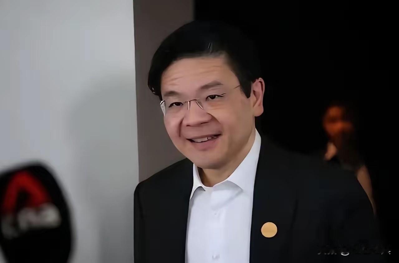 渐行渐远的新加坡！

新加坡过去一直吃中国的红利，在李氏父子执政时期始终不间断，