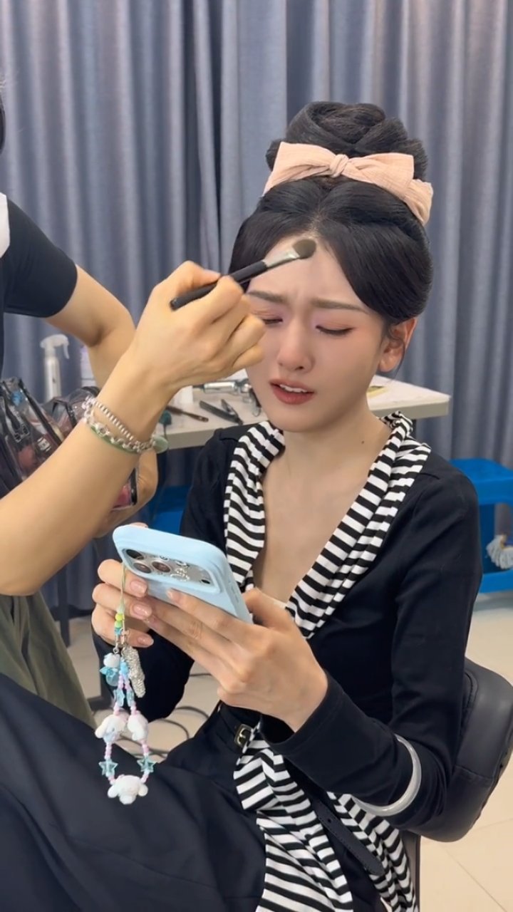 不能我一个人被宋祖儿萌到，萌萌的小哭包祖儿