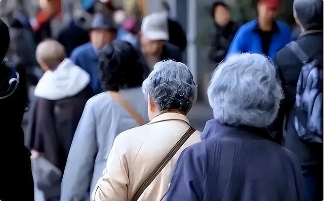 中国或将迎来前所未有的人口结构转变？专家解读背后的关键因素

2025年我国死亡