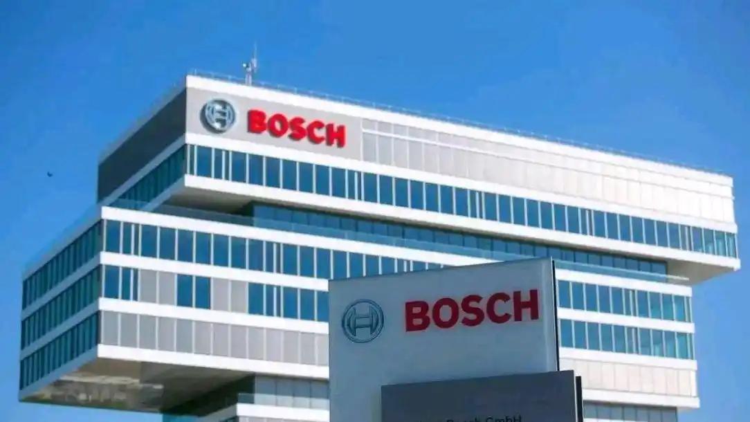 2026年开年，汽车圈又一颗重磅炸弹引爆。全球汽车零部件“一哥”博世，被曝在华启