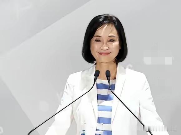 柯志恩凤山造势，人气爆棚！

周末的高雄，又是凤山之地，在竞选总主委王金平的运维