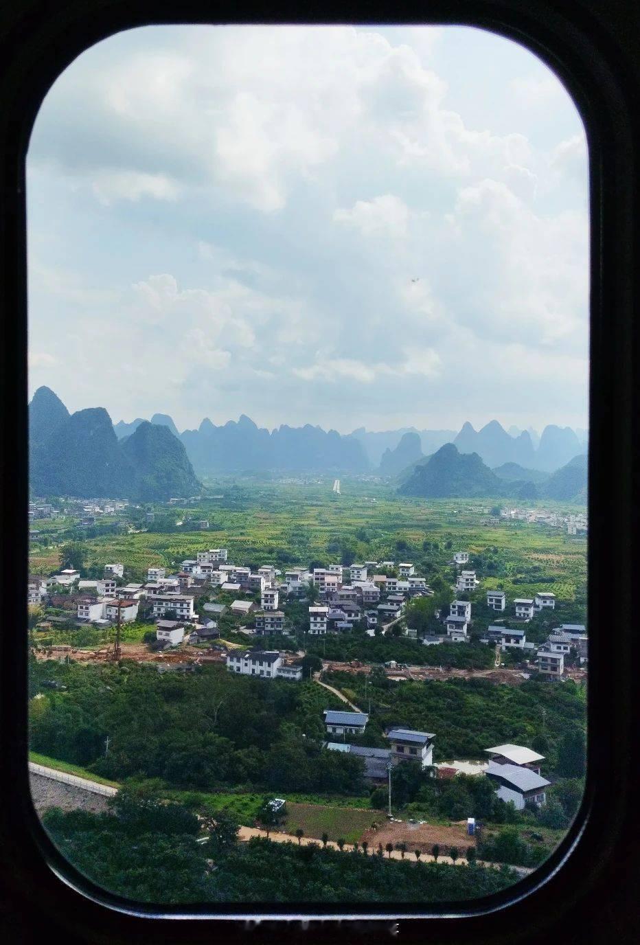 铁路,晚安 目光放远，万事皆悲。晚安~ 