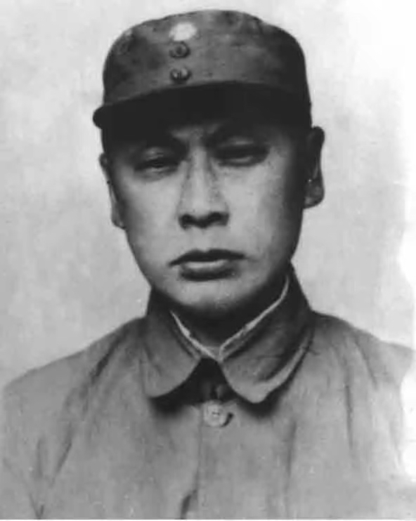 1946年，国军上校陈修和被蒋介石召到南京谈话。问完军备相关情况，蒋介石话锋一转