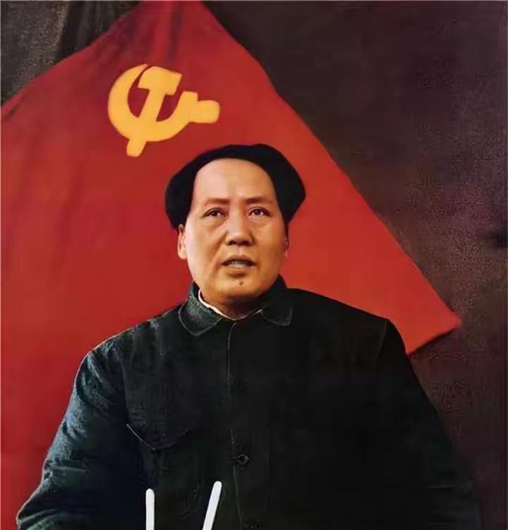 虽素未谋面，但身受其恩！深切缅怀伟大领袖毛主席，请受晚辈三拜:一拜先烈忠勇护国！