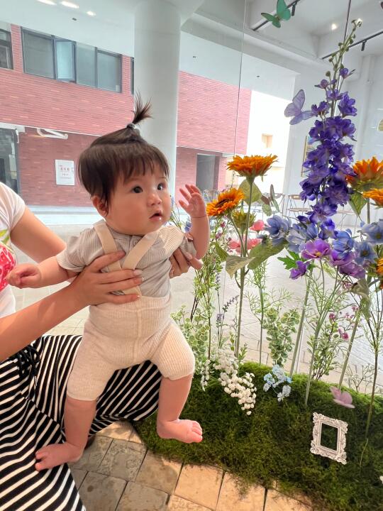 女人从小就爱花