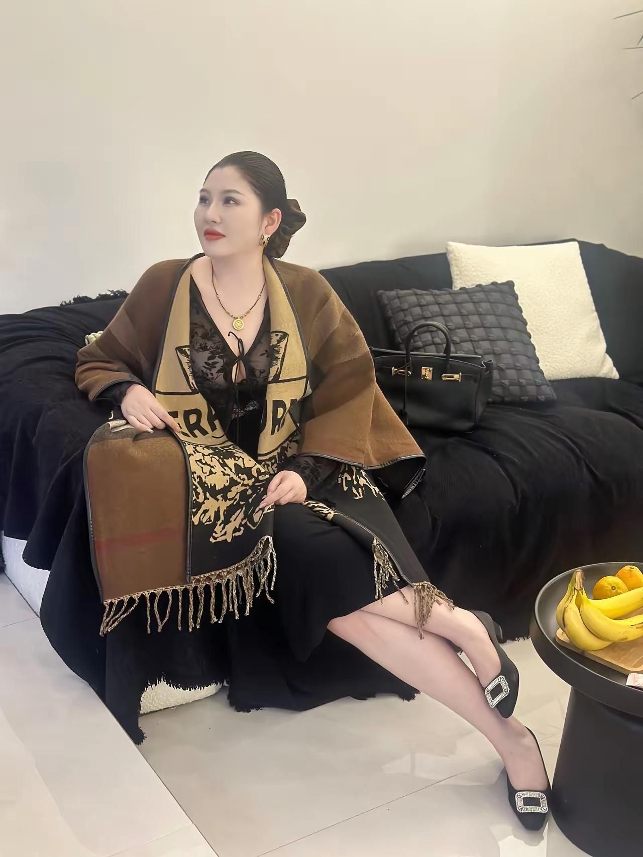  老祖宗的审美从不含糊！“环肥燕瘦”是兼容并蓄，“珠圆玉润”是温润底气，没有统一