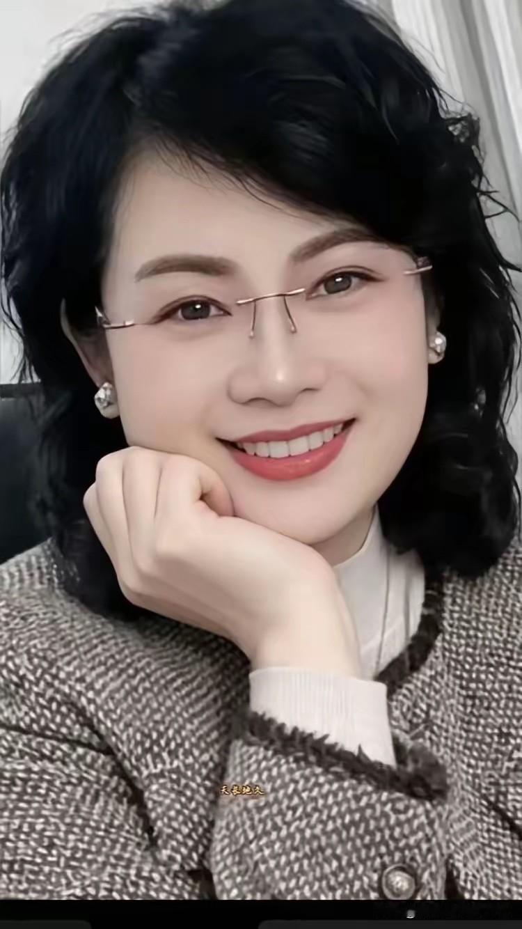 男人最不喜欢的十种女人
看看你是不是呢

第一，谎话连篇的女人
第二，虚伪爱攀比