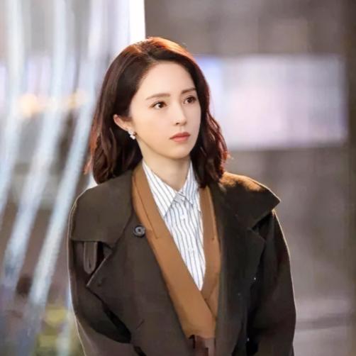 董璇新角色：把生活演成普通人的模样
靠《墨雨云间》等作品翻红的董璇，在《不期而遇