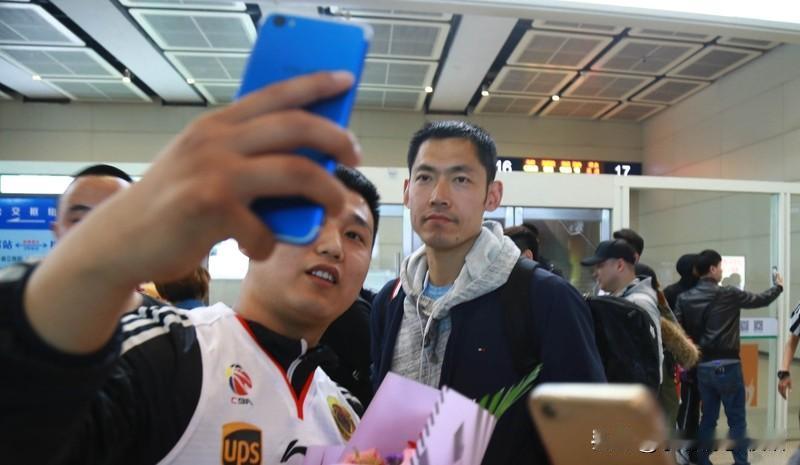 炸裂！CBA全明星替补名单有惊喜
2月2日，2026CBA全明星赛替补阵容公布，