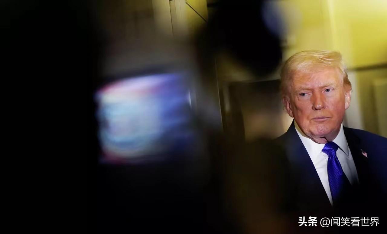 特朗普向伊朗革命卫队、武装和警察部队发表“劝降书”：放下武器、换取豁免
当地时间