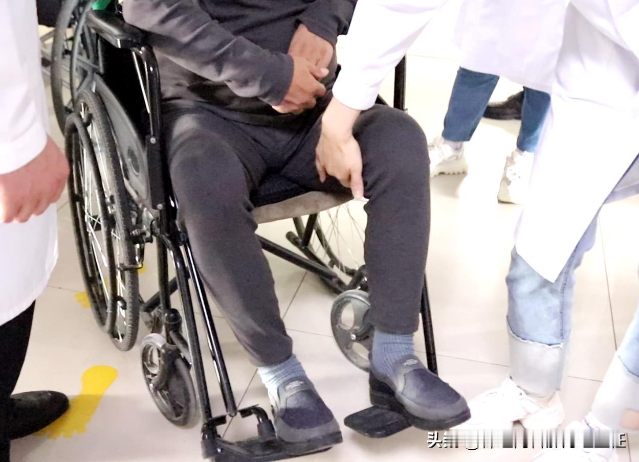 损伤程度与位置，决定脊髓损伤的恢复
 
脊髓损伤的严重程度直接影响恢复效果。损伤