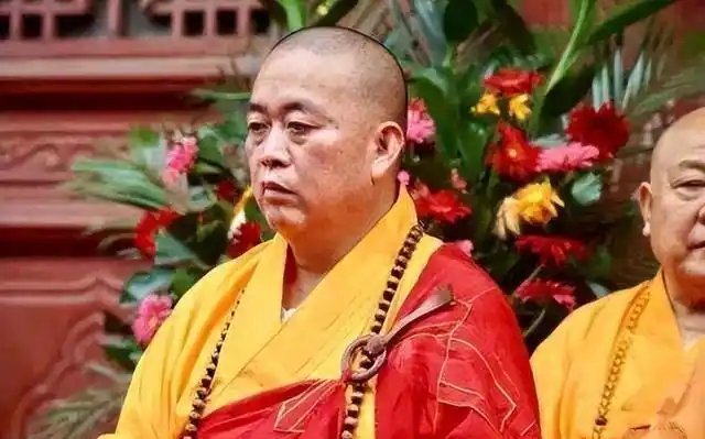 “得道高僧”释永信，“商界奇才”许家印。 ​​​