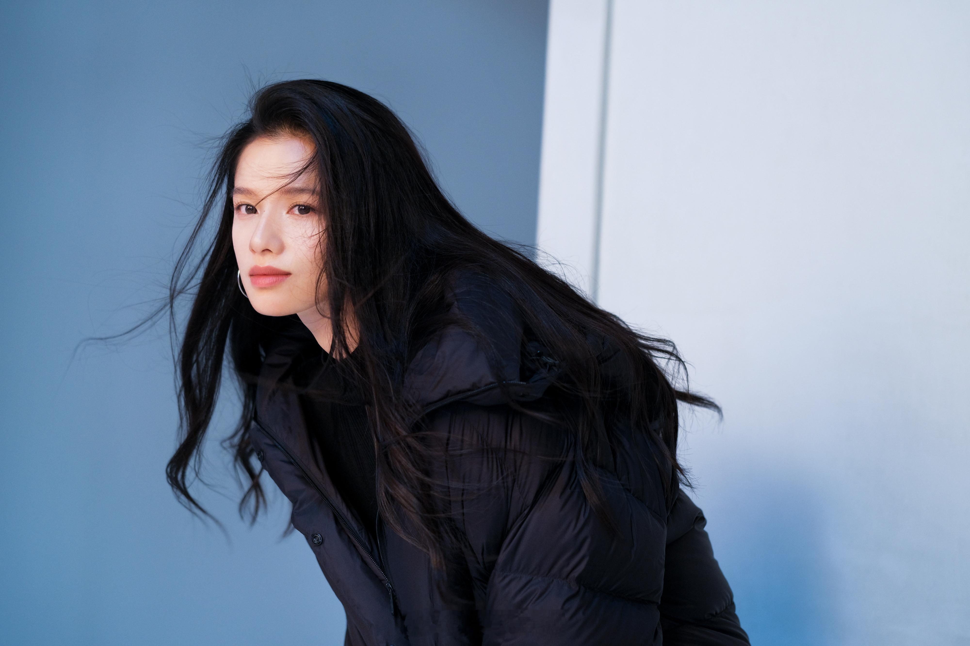 张婧仪 